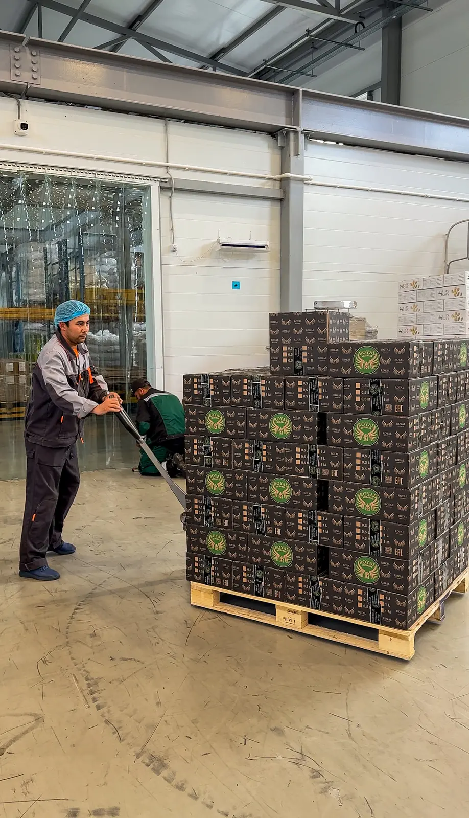 Хранение упакованной продукции на складе ООО ОРБИТА
